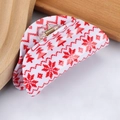 Pince à cheveux de Noël blanche avec motifs de rennes et sapins pixelisés rouges - Rectangle Blanc-Style de Noël Pixel Rouge (C13-1-12)