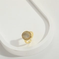 Minimalistischer goldener offener Ring mit funkelndem Türkis-Kreis und Kristallbesatz - Gold (JZ0479 Schildpatt)