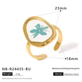 Detail view of adjustable gold stainless steel ring with blue dried flower design - Blue Irregular Geometric Dried Flower Style (NB-R24435-BU)