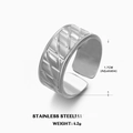 Anillo ajustable de acero inoxidable plateado con elegante diseño acolchado - Color Acero