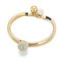 Bracciale chic in acciaio al titanio dorato con perla grigia e ciondoli di cristallo nero - Stile Ciondolo Perla Grigia e Sfera di Metallo (KB166264-LC)