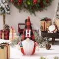 Gnomo di Natale in peluche con cappello scozzese rosso nero e lettera H decoro - Stile Lettera H