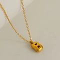 Collana minimalista dorata con pendente a lettera B in acciaio inossidabile lucido - Lettera B