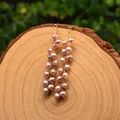 Boucles d'oreilles longues en perles d'eau douce violettes et plaqué or 18k - Long pompon / Perle violette naturelle