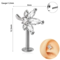 Zilveren bloem labret stud met witte zirkoon, 1,2 mm dikte en interne schroefdraad - Stijl 4 / Staalkleur
