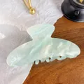 Elegante grote haarklem van muntgroen marmer acryl met een parelmoer glans afwerking - 9cm / Rookblauw