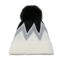 Dettaglio del cappello invernale in maglia con motivi a onde e pompon nero in ecopelliccia - M (56-58cm) / Bianco