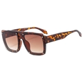 Square tortoise shell sunglasses with brown gradient lenses and silver rivets - Leopard Frame Gradient Tea Lens