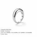 Slanke zilveren gepolijste roestvrijstalen koepelring met minimalistische esthetiek en hoogglans - Zilver (YJ35610)