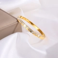 【169】single Row Of Roman Diamonds