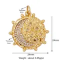 Pendente celeste rotondo placcato oro con luna in zirconi e rilievo a stella - Ciondolo Luna e Stella con Bordo Seghettato (M529703-Gold)