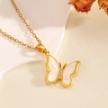 Collana a farfalla dorata con inserto in conchiglia rosa e piccoli cristalli - Collana con Fiocco in Conchiglia Bianca Oro