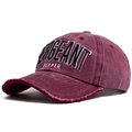 Berretto da baseball bordeaux slavato in cotone con ricamo Sergeant Pepper e stile vintage - Regolabile / Borgogna