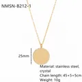 Detailansicht der goldenen Herz-Kreis-Kette mit Kristall und Größenangaben - Kleiner Kreis / Gold