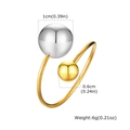 Dettaglio dell'anello regolabile con sfere in oro e argento e misure delle dimensioni - Aperto Regolabile / Bicolore Oro e Argento