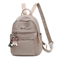 Mochila beige de tela Oxford para mujer con llavero de oso y múltiples bolsillos - Pequeño / Caqui