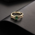 Adjustable gold ring with an oval emerald-green stone and radiant zircon clusters - Sunflower Radial Green Stone Style