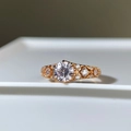 Macro shot of 1 carat moissanite ring with gold vintage hollow carved details - US 5 / Vintage Filigree 1ct-Gold