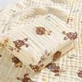 Crèmeweiße Baumwoll-Gaze Babydecke mit süßem Hasenprint und gesteppter Struktur - Dr. Rabbit / 6-Lagig 110*110cm