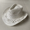 Cappello da cowboy in paglia bianca con trama traforata e tesa larga classica - M (56-58cm) / Bianco