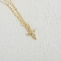 Collana con pendente a croce in rame placcato oro 14K con micro-pavé di zirconi bianchi - Croce Classica / Oro