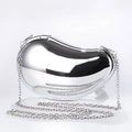 Borsa da sera rigida a specchio argento a forma di fagiolo con tracolla a catena - Taglia unica / Argento