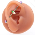 Piercing industriel avec pendentif fraise et billes violettes irisées en acier - Fraise Blanche