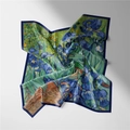 Carré en soie avec le tableau Iris de Van Gogh et bordures bleu foncé élégantes - 53cm / Les Iris - Van Gogh