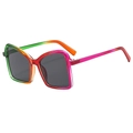 Modische Oversize-Sonnenbrille mit buntem Farbverlauf-Rahmen und dunkelgrauen Gläsern - Bunter Rahmen Schwarzgraue Linsen