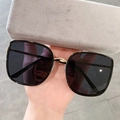 Occhiali da sole oversize neri e oro con custodia in pelle scamosciata grigia - Nero Lucido (Polarizzato)