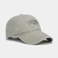 Detalle del bordado de New York en la gorra de béisbol de algodón lavado vintage - Caqui claro