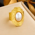Anello vintage in acciaio inossidabile dorato con perla ovale bianca e incisione floreale - Stile Perla Sintetica Bianca (R550)