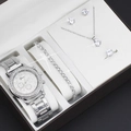 Elegant zilverkleurig dameshorloge en kristallen sieradenset in een luxe geschenkdoos - Met Geschenkdoos / Zilveren Stijl (A10)