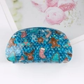 Pinza de pelo semicircular azul con purpurina y motivos de renos y hombres de jengibre - Hombre de Jengibre con Lentejuelas Azules