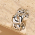 Bague chaîne argentée ajustable au design noué sur fond en pierre naturelle beige - Creux (Argent)