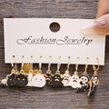 Set di orecchini di Halloween con ciondoli a fantasma bianchi e neri su oro - Stile 4 (5 Paia)