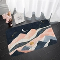 Absorberend flanellen vloerkleed met modern handgeschilderd roze bergen maanlandschap - 40x60cm / Roze Berg Maan