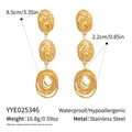 Detailsicht goldener Fransenohrringe mit 8,5 cm Länge und Edelstahl-Spezifikationen - Goldene Spiral-Stil (YYE025346)