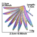 Orecchino a ala arcobaleno in acciaio inox con dimensioni dettagliate e misure - Foglia di palma / Bianco AB