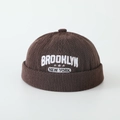 Detail of Brooklyn embroidery and corduroy texture on dark brown toddler docker hat - 52cm (2-5 Years) / Brooklyn Letter - Coffee