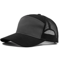 Cappellino trucker bicolore con visiera nera e pannello frontale grigio scuro traspirante - Grigio Scuro