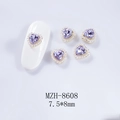 Détails de charmes à ongles cœur en cristal violet avec perles et base dorée - 1 Pièce / Violet Profond (8608)