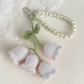 Handmade crochet lily of the valley keychain with white pearls and green leaves - 4 Flowers String / White 4 Flowers