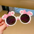Gafas de sol blancas para niñas con orejas de Minnie y lazo de lunares rosa - Blanco