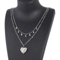 Collar de doble capa en acero de titanio plateado con dije de estrella y colgante de corazón - Color Acero (KN200195-K)