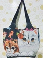 Ethno-Stofftasche aus Segeltuch mit Katzenstickerei und dekorativem braunem Holzknopf - Stil 7-Schwarz Cartoon-Katzen