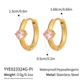 Detailansicht der 18K vergoldeten Edelstahl-Ohrringe mit rosa Zirkonia-Steinen - Goldbasis-Rosa Zirkonia