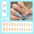 Set unghie finte A768 con petali blu e gialli e decorazioni a forma di farfalla - Stile Farfalla Floreale Blu Giallo Fresco (A768)
