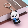 Süßer 3D-Panda-Schlüsselanhänger mit blauem Handy, weicher PVC-Anhänger mit Metallring - Panda Mit Blauem Handy