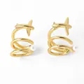 Boucles d'oreilles spirales plaquées or 18 carats avec avion miniature et perles - Style D-Perle d'avion en spirale